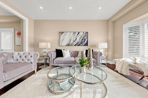 Photo 3 at 46 Clarendon Drive, Bayview Hill, Richmond Hill