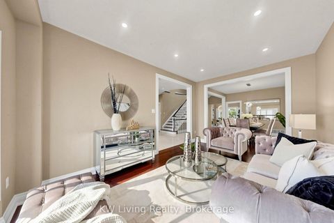 Photo 8 at 46 Clarendon Drive, Bayview Hill, Richmond Hill