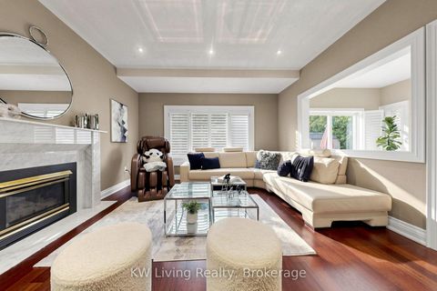 Photo 11 at 46 Clarendon Drive, Bayview Hill, Richmond Hill