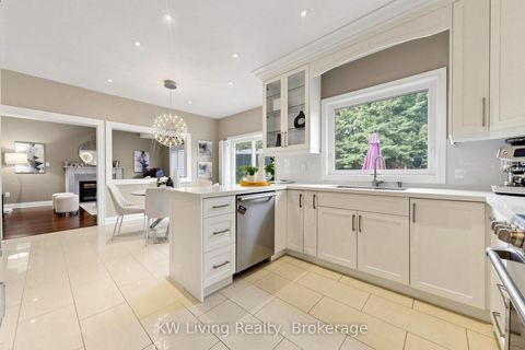 Photo 14 at 46 Clarendon Drive, Bayview Hill, Richmond Hill