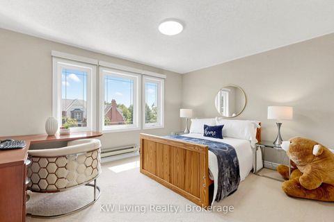 Photo 32 at 46 Clarendon Drive, Bayview Hill, Richmond Hill