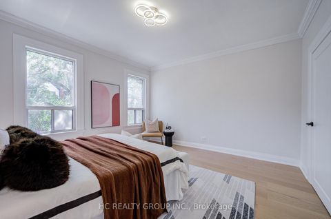Photo 22 at 64 Wales Avenue, Chinatown, Toronto