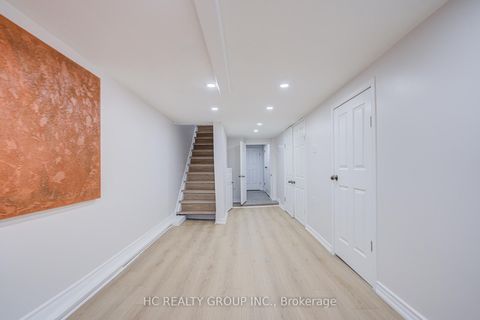 Photo 27 at 64 Wales Avenue, Chinatown, Toronto