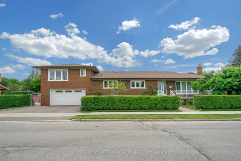 Photo 0 at 110 Harding Avenue, Amesbury, Toronto