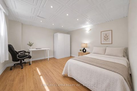 Photo 23 at 110 Harding Avenue, Amesbury, Toronto