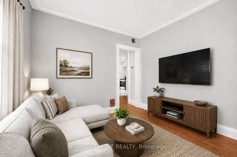 Photo 9 at 85 Maple Avenue, City Centre, Barrie