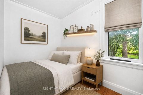 Photo 13 at 85 Maple Avenue, City Centre, Barrie
