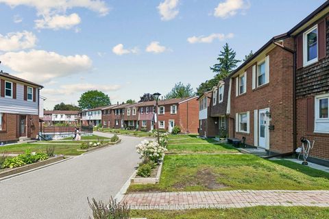 Photo 2 at 57 - 20 Brimwood Boulevard, Agincourt North, Toronto