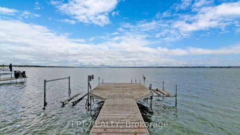 Photo 3 at 38 Metropolitan Crescent, Keswick North, Georgina