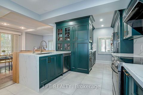 Photo 25 at 38 Metropolitan Crescent, Keswick North, Georgina