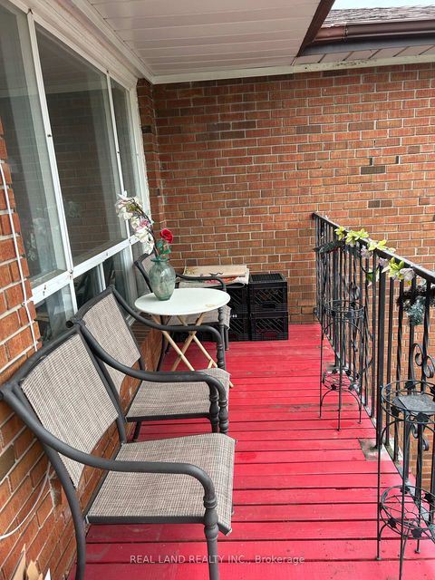 Photo 2 at 37 Pawnee Avenue, Pleasant View, Toronto