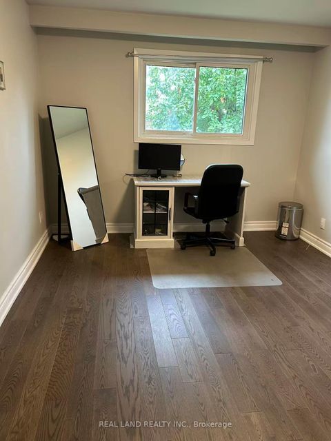 Photo 7 at 37 Pawnee Avenue, Pleasant View, Toronto
