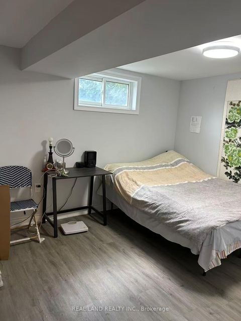 Photo 15 at 37 Pawnee Avenue, Pleasant View, Toronto