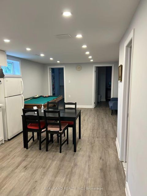 Photo 16 at 37 Pawnee Avenue, Pleasant View, Toronto