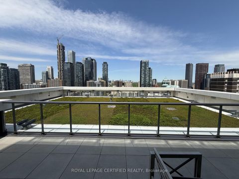 Photo 11 at 2305 - 81 Wellesley Street E, Yonge Corridor, Toronto