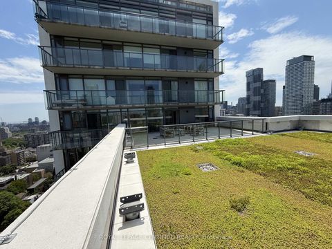 Photo 14 at 2305 - 81 Wellesley Street E, Yonge Corridor, Toronto