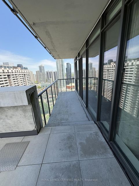 Photo 15 at 2305 - 81 Wellesley Street E, Yonge Corridor, Toronto