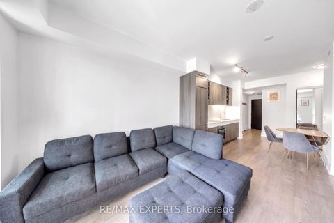 Photo 3 at 2103 - 101 Erskine Avenue, Mount Pleasant West, Toronto