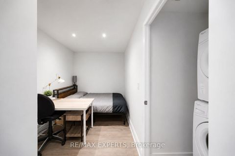Photo 9 at 2103 - 101 Erskine Avenue, Mount Pleasant West, Toronto