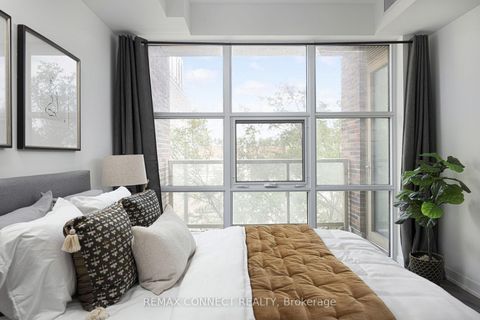 Photo 15 at 321 - 1787 St Clair Avenue W, Pellam Park, Toronto