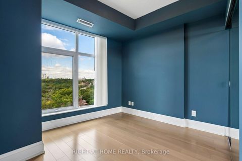 Photo 9 at 717 - 2 Old Mill Drive, Swansea, Toronto