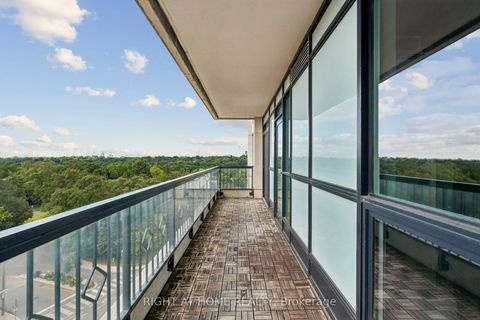 Photo 17 at 717 - 2 Old Mill Drive, Swansea, Toronto