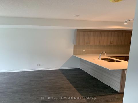 Photo 10 at 9B Falaise Road, West Hill, Toronto