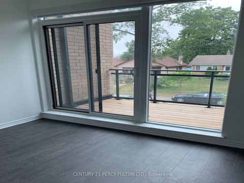 Photo 11 at 9B Falaise Road, West Hill, Toronto