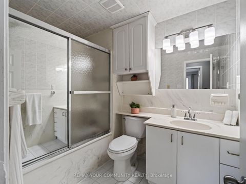 Photo 20 at 36 Crossbow Crescent, Pleasant View, Toronto