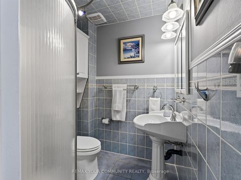 Photo 22 at 36 Crossbow Crescent, Pleasant View, Toronto
