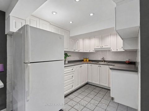 Photo 31 at 36 Crossbow Crescent, Pleasant View, Toronto