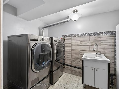 Photo 32 at 36 Crossbow Crescent, Pleasant View, Toronto