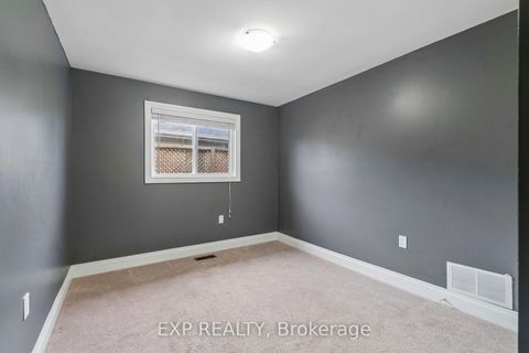 Photo 15 at 138 Lillian Crescent, Sunnidale, Barrie