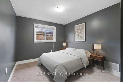 Photo 16 at 138 Lillian Crescent, Sunnidale, Barrie