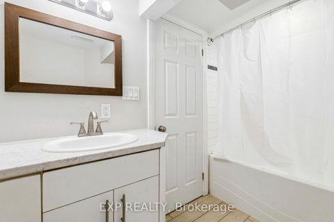 Photo 36 at 138 Lillian Crescent, Sunnidale, Barrie