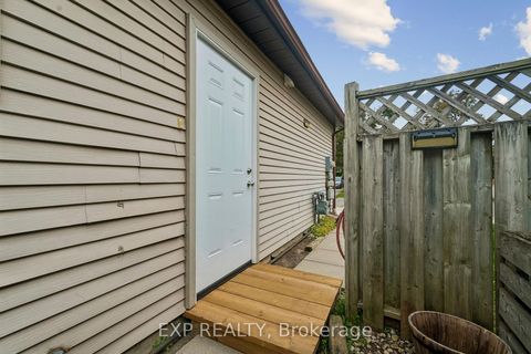Photo 42 at 138 Lillian Crescent, Sunnidale, Barrie