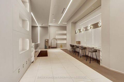 Photo 4 at 1104 - 1603 Eglinton Avenue W, Oakwood Village, Toronto