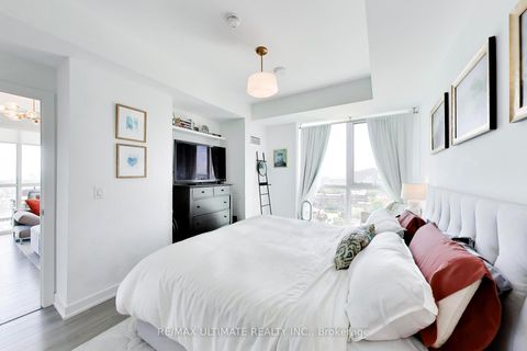 Photo 16 at 1104 - 1603 Eglinton Avenue W, Oakwood Village, Toronto
