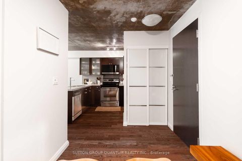 Photo 5 at 502 - 1005 King Street W, Niagara, Toronto