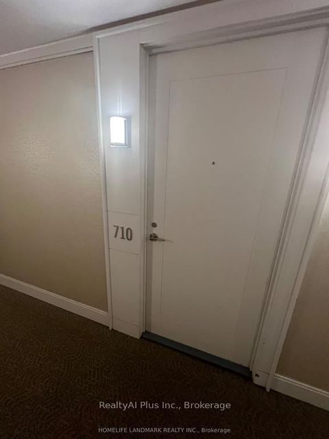 Photo 10 at 710 - 3091 Dufferin Street, Glen Park, Toronto