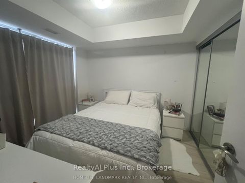 Photo 14 at 710 - 3091 Dufferin Street, Glen Park, Toronto
