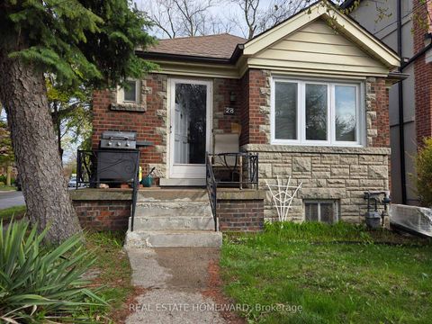 Photo 1 at 28 Glen Echo Road, Lawrence Park North, Toronto