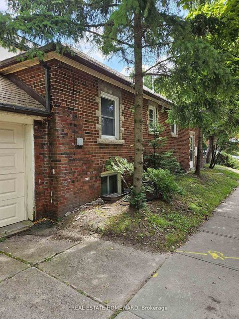 Photo 9 at 28 Glen Echo Road, Lawrence Park North, Toronto