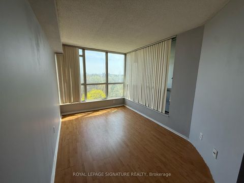 Photo 11 at 407 - 3 Rowntree Road, Jamestown, Toronto