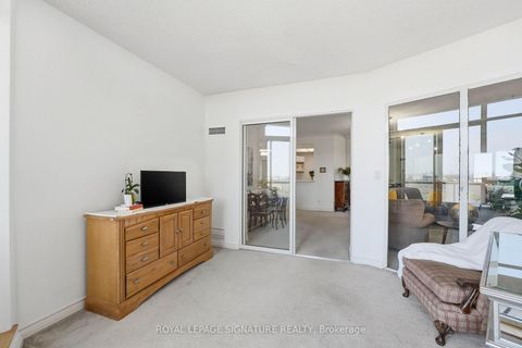 Photo 14 at PH1 - 20 Guildwood Parkway, Guildwood, Toronto