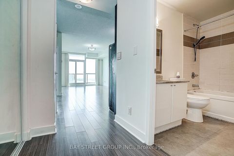 Photo 14 at 3310 - 33 Bay Street, Waterfront Communities C1, Toronto