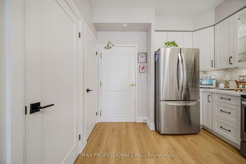 Photo 7 at 211 - 3531 Lake Shore Boulevard W, Long Branch, Toronto