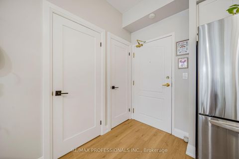 Photo 8 at 211 - 3531 Lake Shore Boulevard W, Long Branch, Toronto