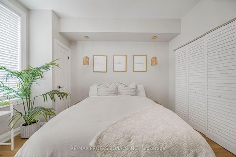 Photo 21 at 211 - 3531 Lake Shore Boulevard W, Long Branch, Toronto