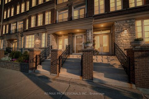 Photo 32 at 211 - 3531 Lake Shore Boulevard W, Long Branch, Toronto